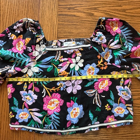 C&C California Black Floral Linen Crop Top Size XL - Picture 8 of 10
